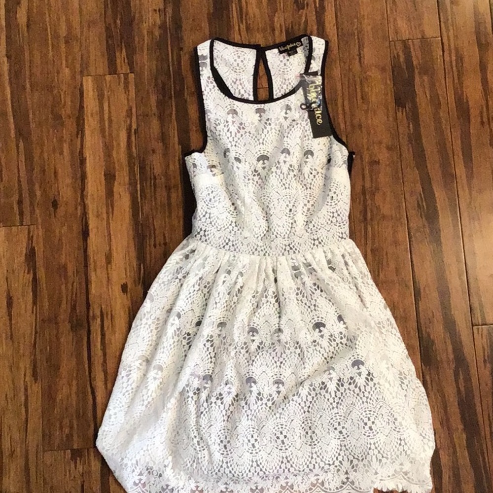 White lace formal spring dress